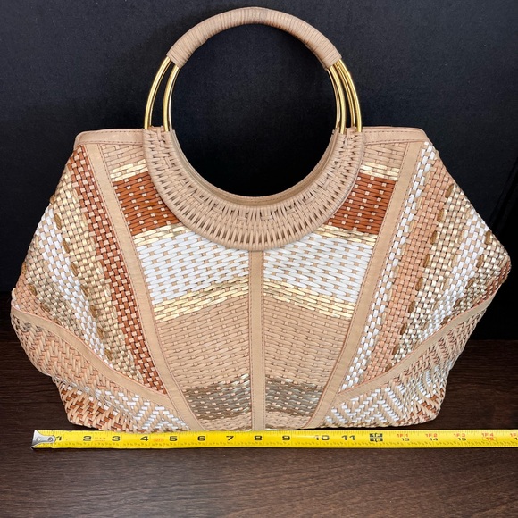 MARIPOSA BY SHARIF, handcrafted for Neiman Marcus, woven leather tote handbag - Picture 5 of 10